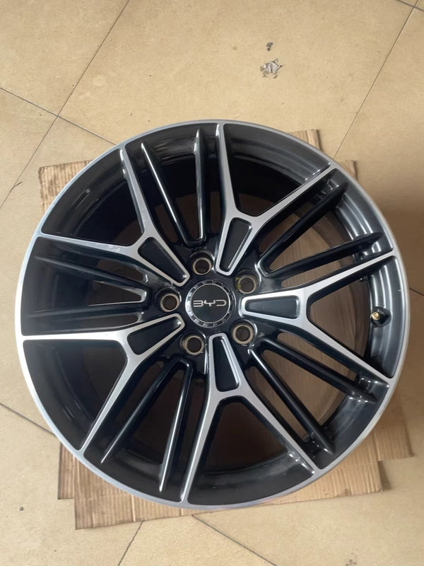 Genuine BYD Seal EV OEM 19" Alloy Wheel Rims (Set) - No Bend/Crack - Minor Surface Marks