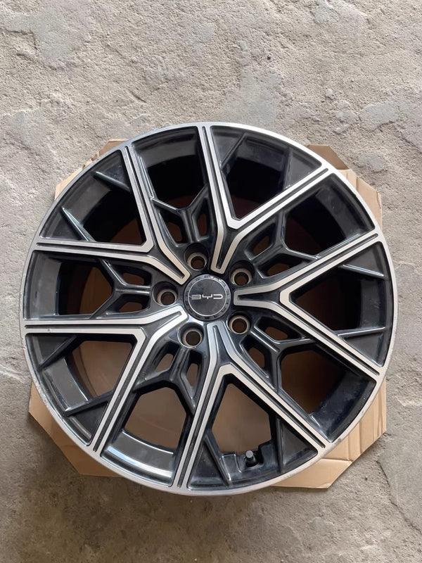 Genuine BYD Seal EV OEM 19" Alloy Wheel Set (4) - Factory Take-Offs - No Bend/Crack - Minor Surface Marks
